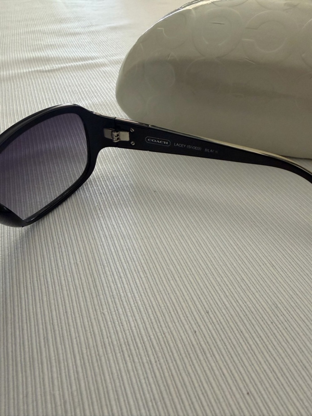 Coach Women's Lacey Black Sunglasses with Smoky Gradient Lenses - Picture 4 of 6
